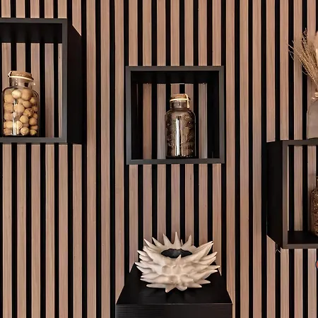 2br Ground-floor In Zuid With Free Parking Near Vondelpark & Airport *